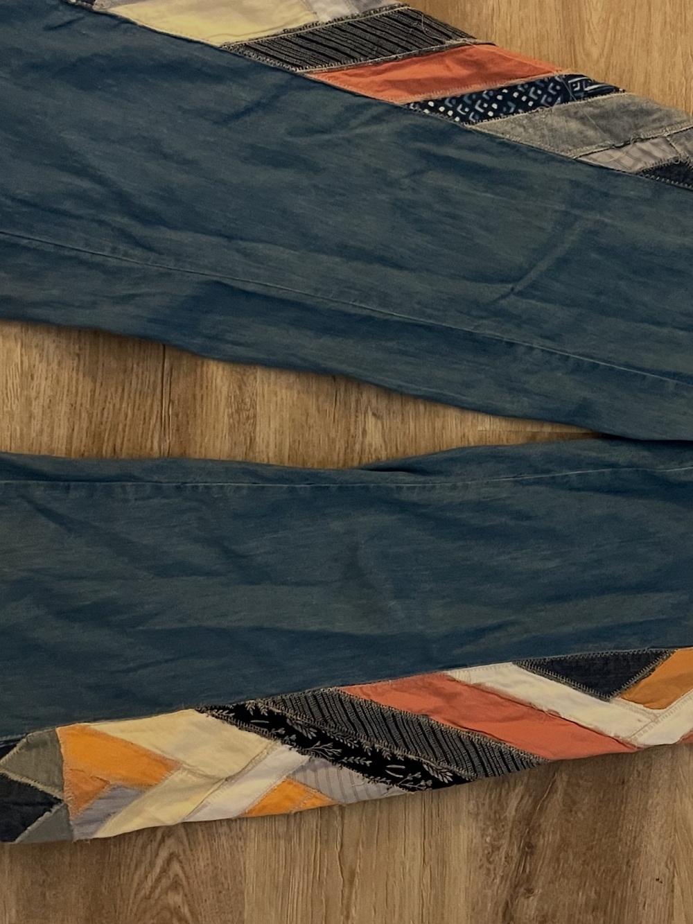 Wide Leg Patchwork Side-Panel Jeans - Blue - Picture 5 of 6